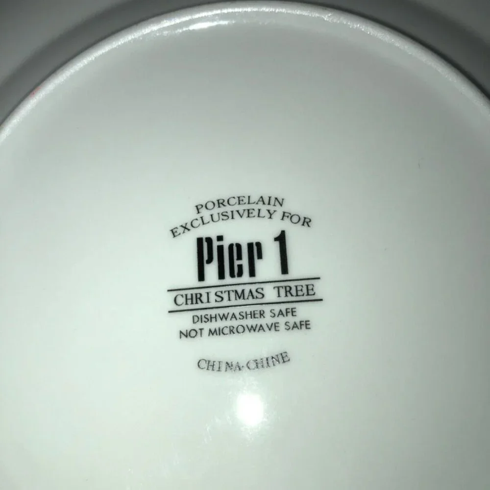 Pier 1 Christmas‎ Tree Salad / Dessert Plate (1)